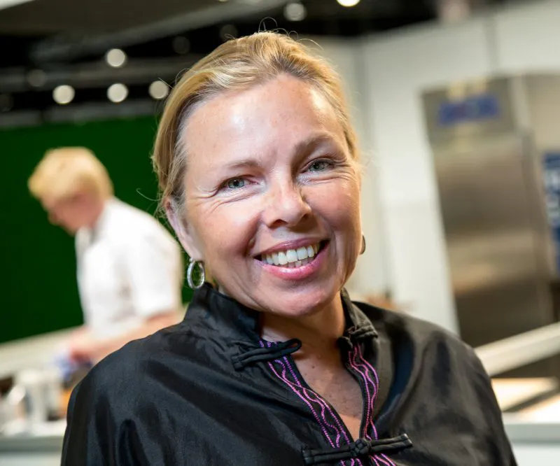 Görel Crona, porträtt